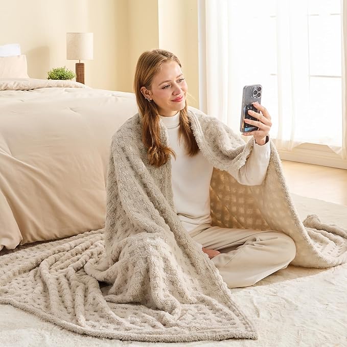 NEWCOSPLAY Super Soft King Blanket Linen Premium Silky Flannel Fleece 3D Waffle Checkered Lightweight Bed Blanket All Season Use (Linen, King(90"x110"))