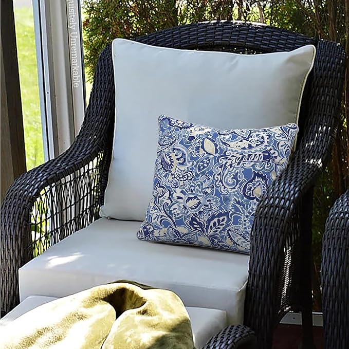 LVTXIII Outdoor Throw Pillow Covers Pack of 2 Patio Waterproof Pillow Cases Fade Resistant Accent Pillow Covers for Home and Garden Furniture Decoration, 20"x20", Floral Bluish Violet