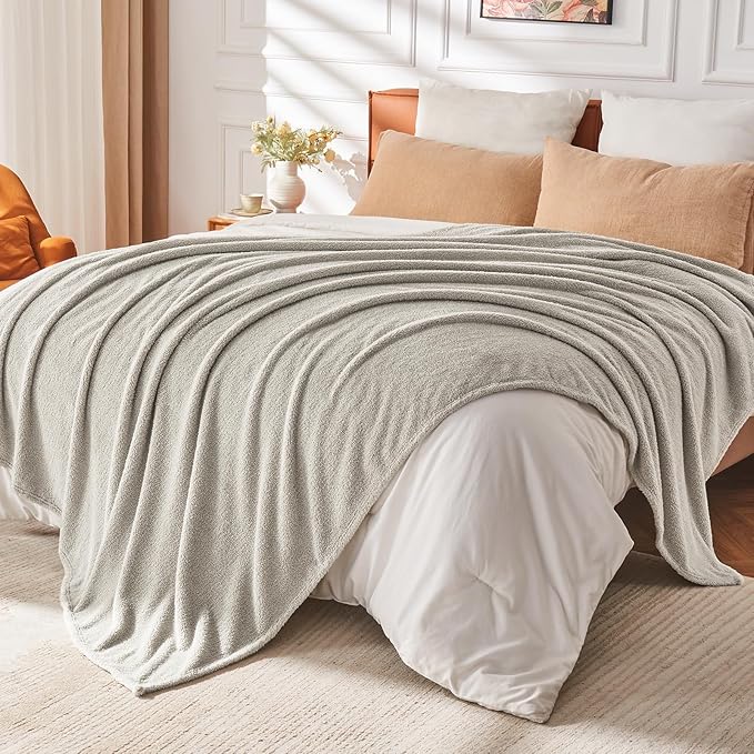 EMME Fluffy Soft Blanket Twin Size - 60"*80" Grey Soft Fluffy Warm Throw Blankets for Couch, Sofa, Chair, Bed, Camping, Picnic, Travel Lightweight Bed Blanket
