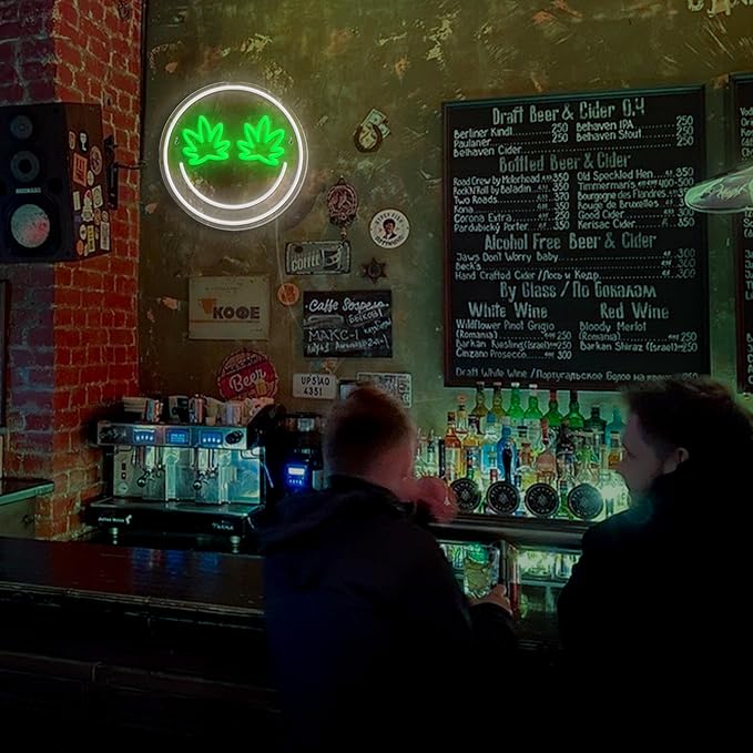 Green Leaf Eyes Neon Signs Smile Face LED Neon Lights Signs for Wall Decor,USB Powered Led Signs for Game Room Beer Bar Man Cave Club Pub Party Decor
