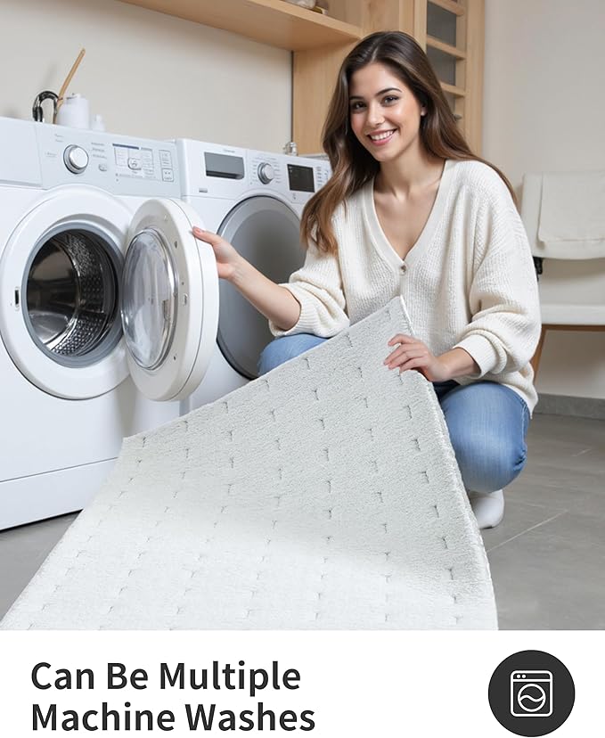 ILANGO White Bathroom Rugs Sets 2 Piece, Soft Shaggy Bath Rugs Non Slip Washable, Absorbent Bathroom Accessories Bath Mats for Floor, Tub and Shower 17" x 24" + 24" x 36"