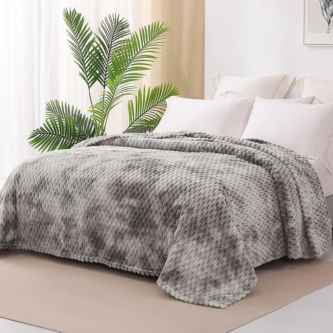 Exclusivo Mezcla Queen Size Soft Fleece Blanket, 90x90 Inches Stylish Jacquard Velvet Blanket for Bed, Fuzzy Cozy Lightweight for All Season, Tie-dye Grey