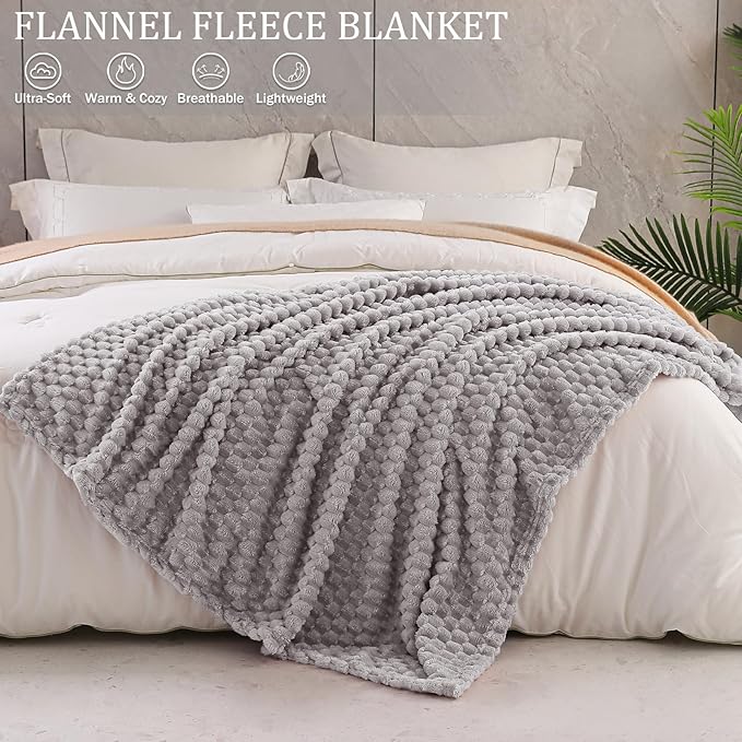 Exclusivo Mezcla King Size Soft Fleece Blanket, 90x104 Inches Stylish Jacquard Velvet Blanket for Bed, Fuzzy Cozy Lightweight for All Season, Light Grey