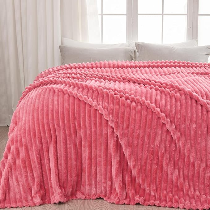 NEWCOSPLAY Super Soft Twin Blanket Coral Pink Premium Silky Flannel Fleece 3D Ribbed Jacquard Lightweight Bed Blanket All Season Use (Coral Pink Ribbed, Twin(60"x80"))