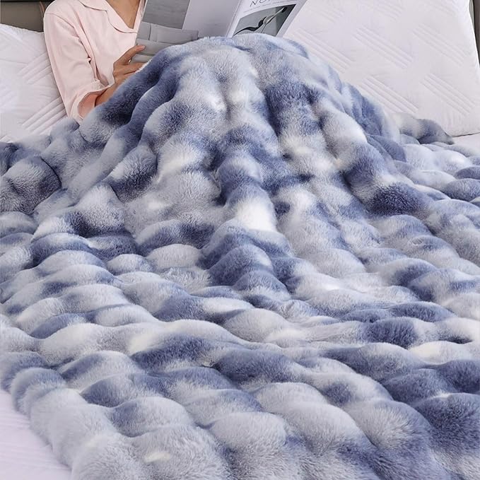 Tie-dye Blue Cozy Faux Fur Throw Blanket for Couch Bed Living Room 60x80 Furry Soft Fluffy Thick Warm Blanket for Winter Home Gifts 860 GSM