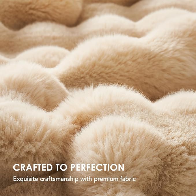 EVERGRACE Ultra Soft Luxury Fluffy Ridgeline Faux Rabbit Fur Throw Blanket, Thick Warm Bubble Throw for Bed, Cozy Plush Reversible Blankets for Couch, Chair, Sofa, Cream, 80x90 Inches, 870 GSM