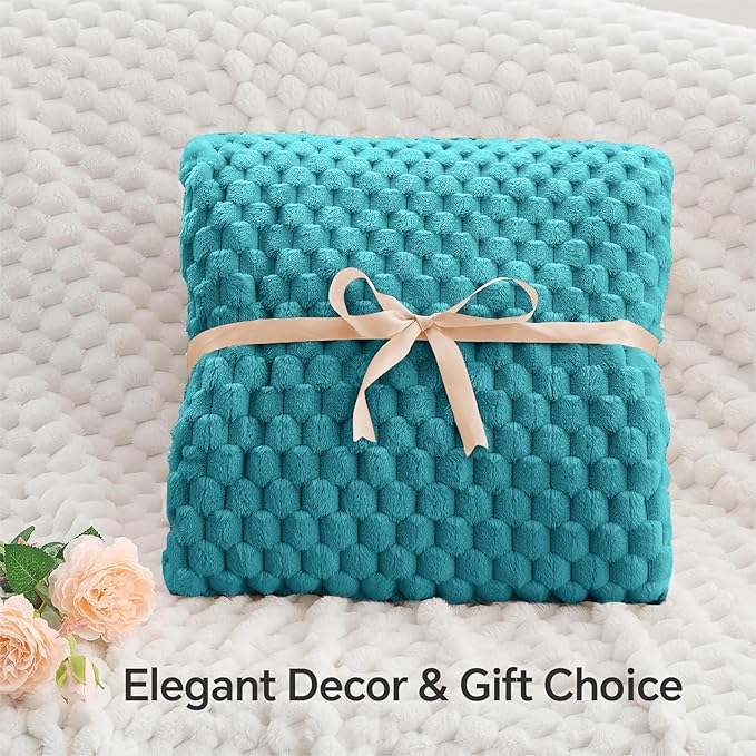 BEDELITE Fleece Throw Blanket for Couch & Bed - 3D Jacquard Decorative Teal Blanket, Super Soft and Cozy Warm Fuzzy Blanket All Seasons Suitable, 50x60Inches