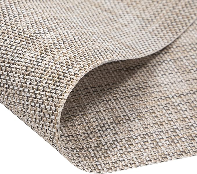 SHACOS Small Round Table Placemats Wedge Shaped Placemats Set of 4 Heat Resistant Wipe Clean Indoor Outdoor (4, Beige White Black)