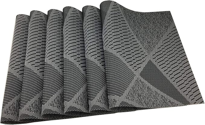 Gugrida Natural Placemats Woven Vinyl Non-Slip Insulation Heat Stain Resistant Washable Table Placemats Kitchen Dining Table Top Meal Mat Place Mats PVC Set of 6, Natural Black Wood Color