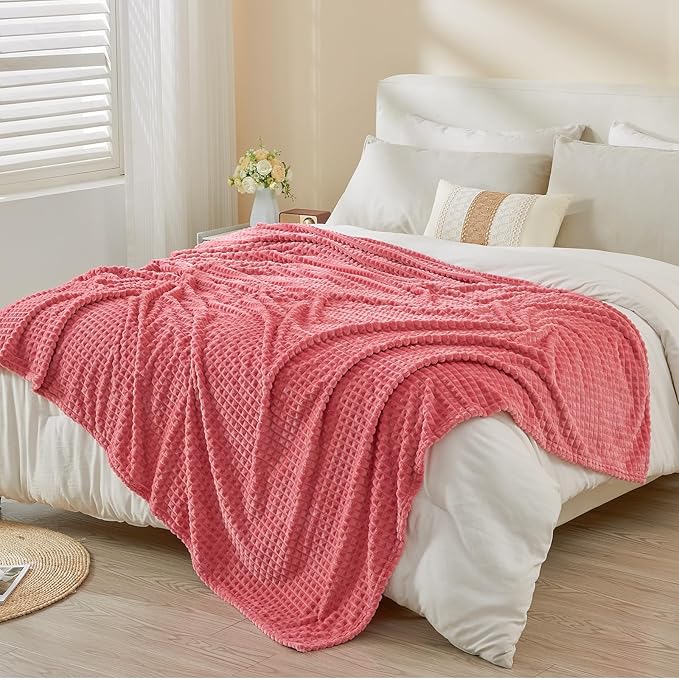 EMME Fleece Throw Blanket Luxury Flannel for Couch Bed Sofa Chair, Soft, Plush, Warm and Cozy Blanket with Geometric Grid Design (Coral Red, 60'' x 80'')