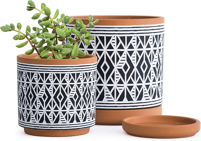 D'vine Dev Set of 2 Terracotta Pots, Diamond Pattern Planter Pot, 4 Inch and 6 Inch, Pot with Drainage Hole and Saucer, Terracotta/Black, 31-958-G-2