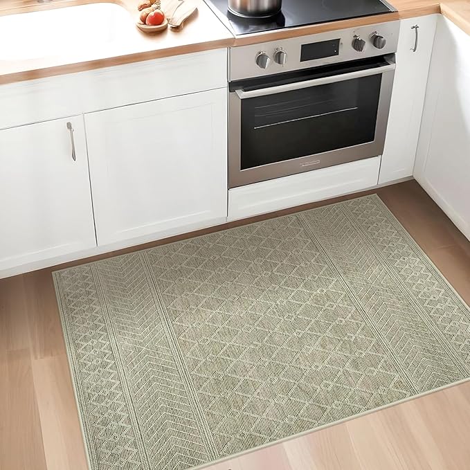 2x3 Rug Entryway Rugs: Washable Boho Small Geometric Moroccan Printed Pattern Rug Modern Indoor Soft Non Slip Ultra Thin Front Door Mat for Kitchen Bedroom (Brown, 2'x3')