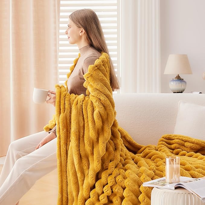 NEWCOSPLAY Super Soft Twin Blanket Mustard Yellow Premium Silky Flannel Fleece 3D Ribbed Jacquard Lightweight Bed Blanket All Season Use (Mustard Yellow Ribbed, Twin(60"x80"))