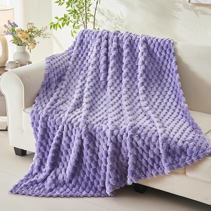 NEWCOSPLAY Super Soft Twin Blanket Lavender Premium Silky Flannel Fleece 3D Clouds Stylish Jacquard Lightweight Bed Blanket All Season Use 350GSM (Lavender, Twin(60"x80"))