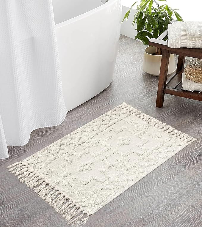 Uphome Boho Bathroom Rug 2' x 3', Washable Small Farmhouse Bedroom Rugs with Tassels, Beige Geometric Bath Mats for Home Decor, Cotton Woven Moroccan Tufted Throw Rug for Entryway Front Door Kitchen