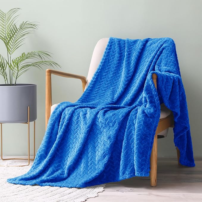 Exclusivo Mezcla Cobalt Blue Fleece Throw Blanket for Couch and Bed, 50x70 Inches Soft Cozy Jacquard Flannel Blankets, Lightweight Fuzzy Plush Warm Throws for All Seasons