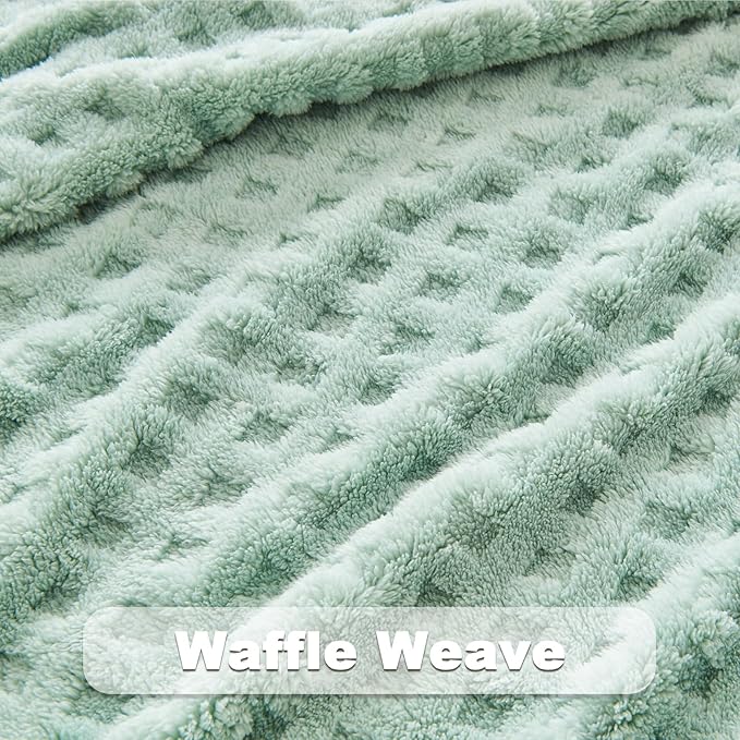 NEWCOSPLAY Super Soft Throw Blanket Green Premium Silky Flannel Fleece 3D Waffle Checkered Lightweight Bed Blanket All Season Use (New Sage Green, Throw(50"x70"))