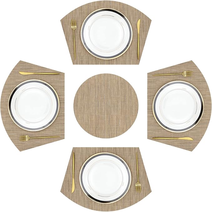 SHACOS Large Size Wedge Placemats with Centerpiece Mat Set of 5, PVC Woven Vinyl Placemats for Round Table Washable Indoor Outdoor Table Mats Reversible Durable, Tan