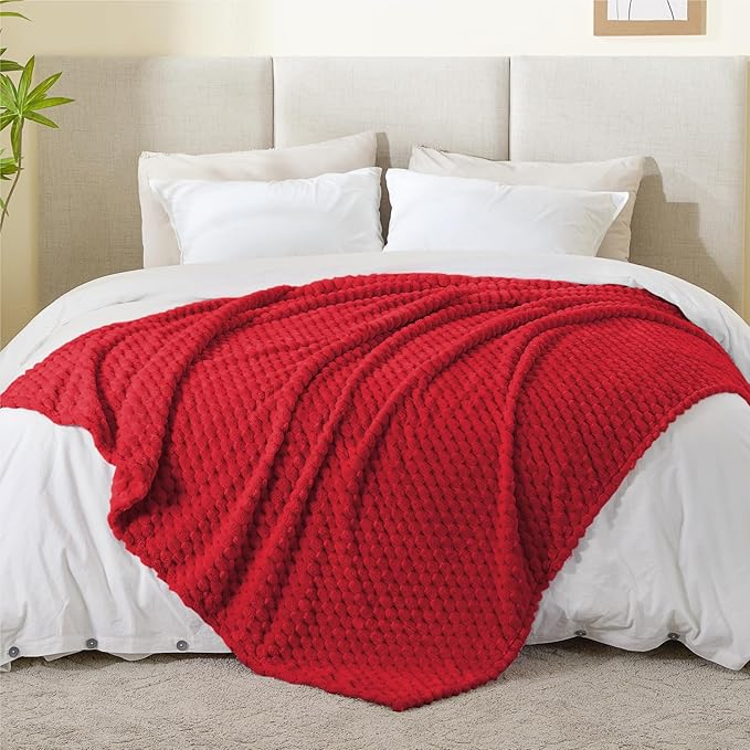 BEDELITE Fleece Twin Blanket for Couch & Bed - 3D Jacquard Decorative Red Throw, Super Soft and Cozy Warm Fuzzy Blanket All Seasons Suitable, 60x80Inches