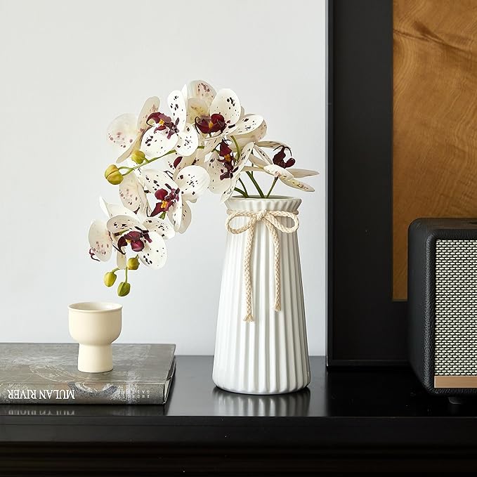 White Ceramic Flower Vase, 8'' Modern Minimalist Decorative Vases for Bouquet, Boho Vases for Pampas Grass Home Office Farmhouse Decor Bedroom Living Room Wedding Table Decorations
