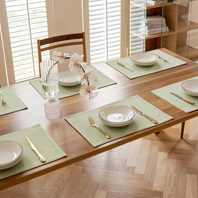 Demetex Green Placemats Set of 6 Washable Place Mats Heat Resistant Table Mats Sage Placemat for Kitchen Dining Plate Tables, Green