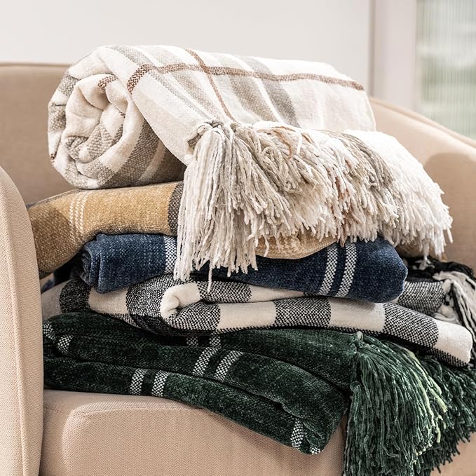 EVERGRACE Plaid Chenille Throw Blanket for Couch, Super Soft Cozy Decorative Farmhouse Plaid Throw with Tassels, Lightweight Chenille Knit Throw for Bed Sofa Gift Home Decor, Beige 60”x80”