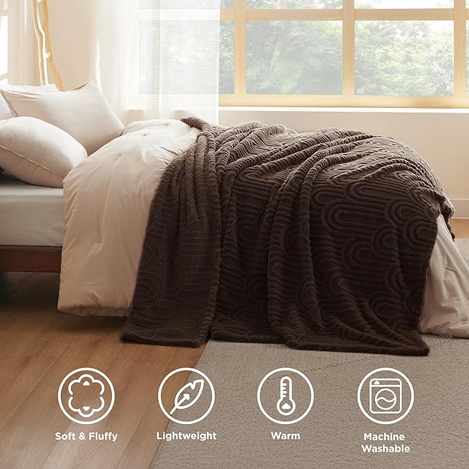 Bedsure Twin Blanket for Bed - Cozy Soft Blankets for Women, Cute Small Fleece Throws for Girls, Graduation Decorations Gift for Her Him School Dorm, Dark Brown, 60x80 Inches