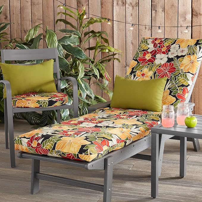 Greendale Home Fashions Outdoor 18-inch Round Reversible Seat Cushion, 2-Pack, Aloha 2 Count