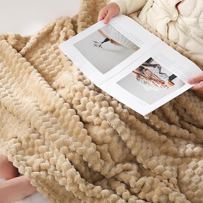 Puncuntex Beige Throw Blanket 60"×80" inches Fuzzy 3D Jacquard Decorative Flannel Fleece Super Soft Plush Cozy Blanket for Couch Sofa Chair Lightweight