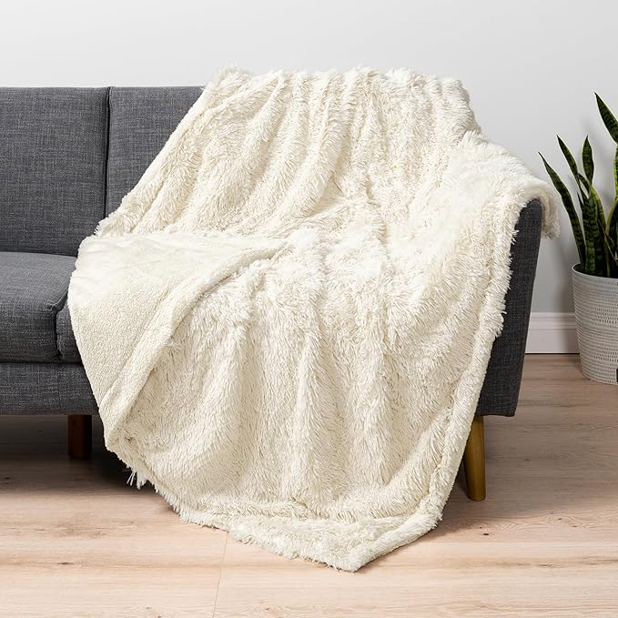 PAVILIA Cream Beige Fluffy Bed Blanket, Queen Size, Fuzzy Blanket for Women Men, Furry Plush Warm Large Blanket for Couch Sofa, Super Soft Thick Faux Fur Sherpa Blanket, 90x90