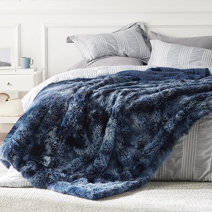 Bedsure Fluffy Tie Dye Navy Blue King Size Blanket for Bed, Thick Soft Sherpa Faux Fur Fleece Bedding Fuzzy Plush Winter Warm Heavy Oversize Large King Blanket, Cozy Blue Gifts for Men Women, 108x90