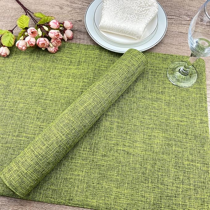Weabetfu Cloth Placemats Set of 4 Heat Resistant Dining Table Placemmats Cotton Linen Machine Washable Kitchen Table Mats Wrinkle Free Thick Fabric Place Mats,Easy to Clean,13×19inch,Grass Green