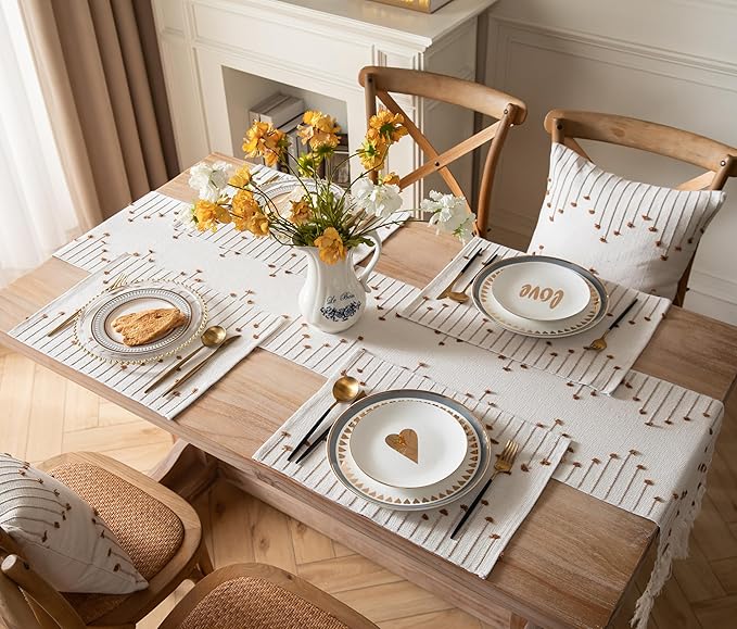 Placemats Set of 6 for Dining Table Décor, Woven Cloth Place Mats for Farmhouse Kitchen Tabletop, Handcrafted Machine Washable Cotton Table mats 13 x 19 Inch, Brown and Beige