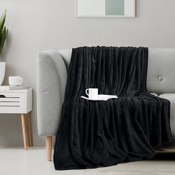 Utopia Bedding Black Fleece Blanket Full Size Lightweight Fuzzy Soft Anti-Static Microfiber Bed Blanket (90x84 Inch)