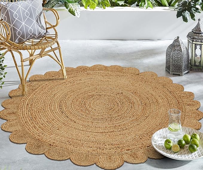 Savi Home Hand Woven Jute Braided Scalloped Rug, 4' Round - Natural, Reversible Area Rugs for Living Room, Farmhouse, Kitchen, Handcrafted 4 Feet Round Area Rugs - Natural