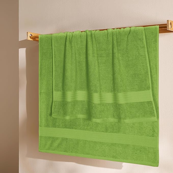 GLAMBURG Premium Cotton 4 Pack Bath Towel Set - 100% Pure Cotton - 4 Bath Towels 27x54 - Ideal for Everyday use - Ultra Soft & Highly Absorbent - Kiwi Green