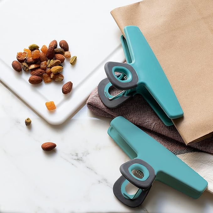 COOK WITH COLOR Wide Heavy Duty Chip Clips, Large Bag Clips for Food Storage with Air Tight Seal Grip, Pack of 8, Teal