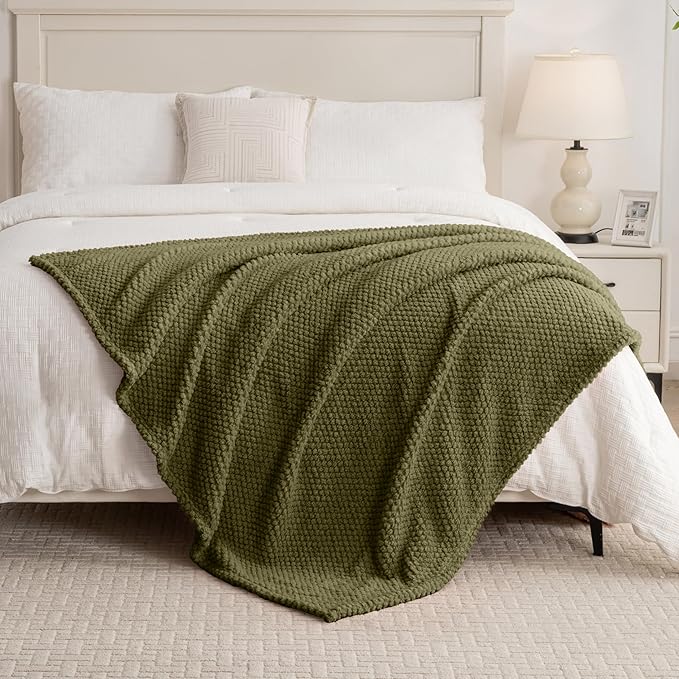 Super Soft 300GSM Green Large King Blanket for Couch, Couch Sofa Bed Throw, Lightweight Fuzzy Cozy Blankets for All Seasons Farmhouse, 90x104