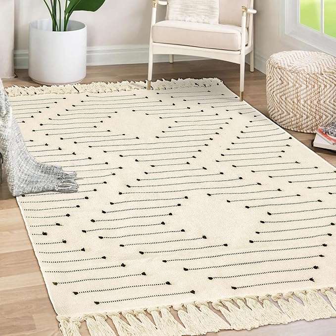Tritard Boho Washable Area Rug 4x6 - Woven Cotton Entryway Bedroom Lightweight Throw Rugs with Tassels Farmhouse Aztec Low Pile Thin Carpet for Kitchen, Bathroom, Entrance, Living Room, Beige Cream