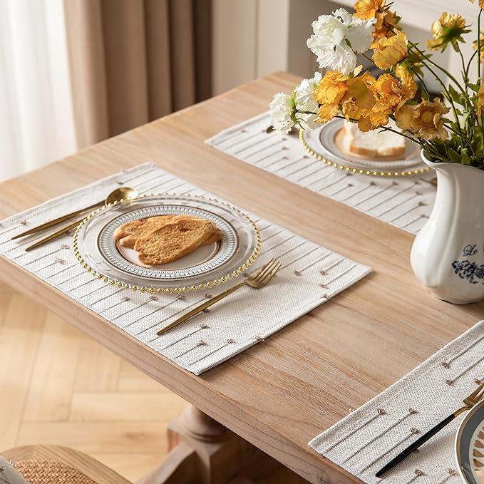Placemats Set of 4 for Dining Table Décor, Woven Cloth Place Mats for Farmhouse Kitchen Tabletop, Handcrafted Machine Washable Cotton Table mats 13 x 19 Inch, Taupe and Beige