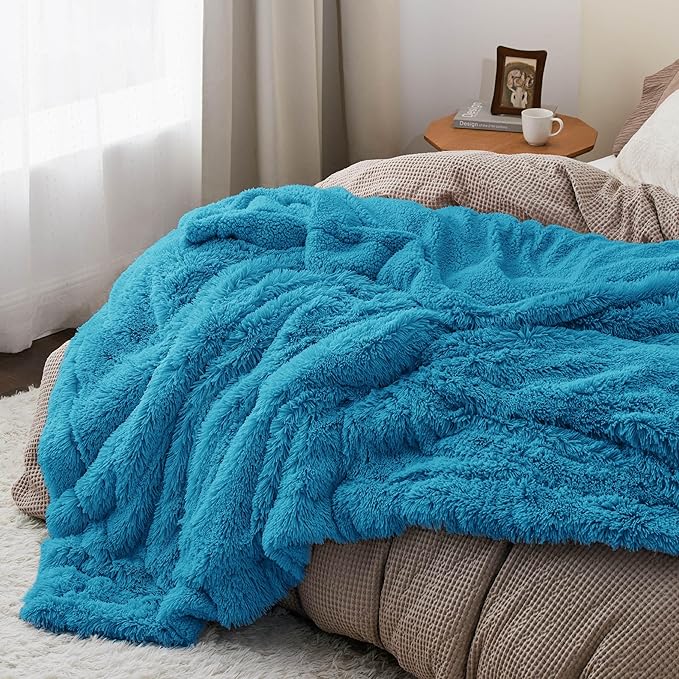 Bedsure Fuzzy Sherpa Faux Fur Twin Blanket Bright Blue Cozy Gifts for Women Men, Soft Fleece Plush Warm Minky Thick Blanket Twin Size for Bed, Room Decor Dorm Essentials Blue Decor Gifts, 60x80