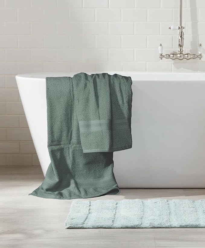 BOUTIQUO 8 Piece Towel Set 100% Ring Spun Cotton, 2 Bath Towels 27X54, 2 Hand Towels 16X28 and 4 Washcloths 13X13 - Ultra Soft Highly Absorbent Machine Washable Hotel Spa Quality - Jade