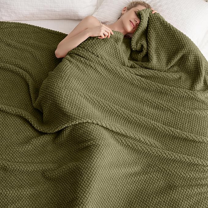 Super Soft 300GSM Green Large King Blanket for Couch, Couch Sofa Bed Throw, Lightweight Fuzzy Cozy Blankets for All Seasons Farmhouse, 90x104