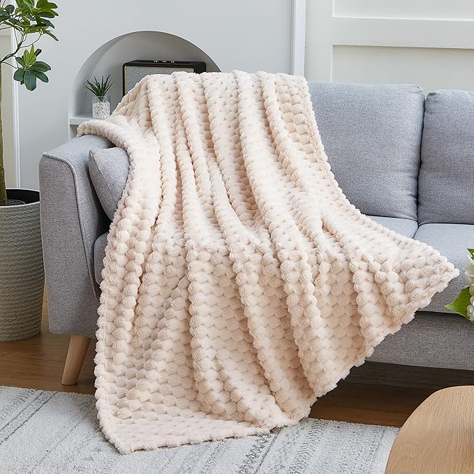 EXQ Home King Size Blanket for Bed or Couch - 3D Imitation Turtle Shell Jacquard Decorative Fleece Blankets - Cozy Soft Lightweight Fuzzy Flannel Blanket Suitable for All Seasons(90"×108",Beige)
