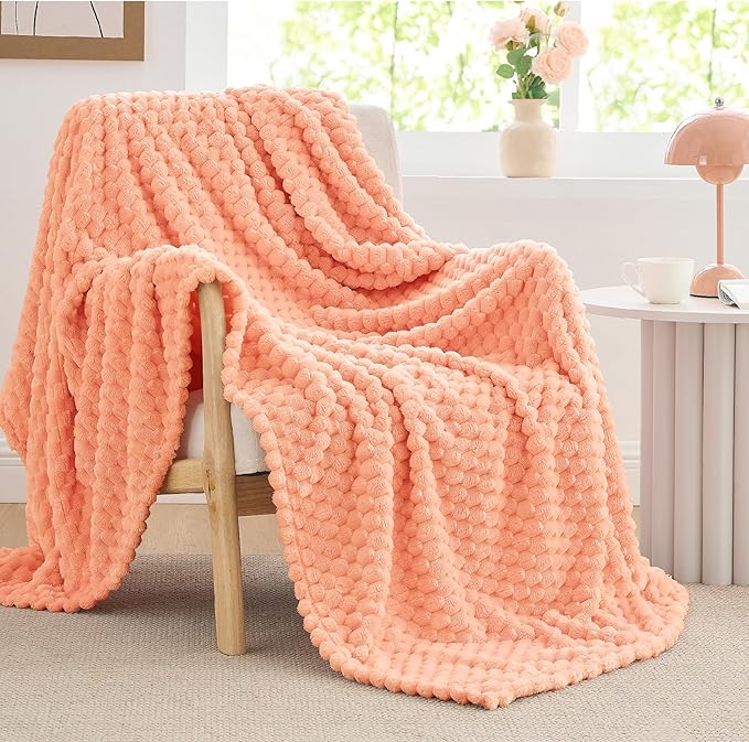 BEDELITE Fleece Blanket Twin Size for Bed Couch, 3D Jacquard Decorative Peach Pink Throw, Soft and Cozy Warm Plush Fuzzy Blanket All Seasons Suitable, 60x80Inches