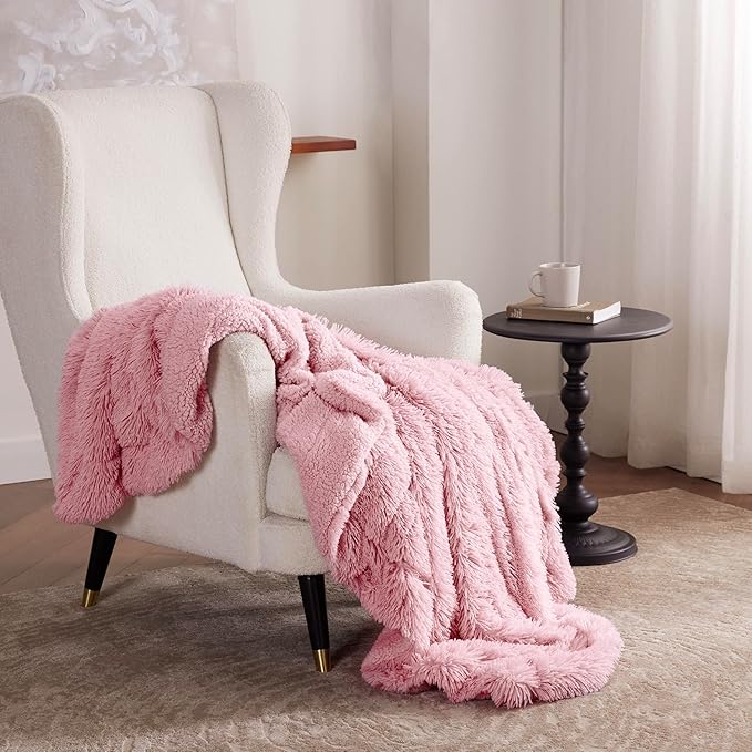 Bedsure Fluffy Pink Throw Blanket Gifts for Women, Girls, Soft Fleece Cozy Fuzzy Sherpa Plush Warm Minky Thick Faux Fur Throws for Couch, Bed, Pink Decor House Blanket Gifts for Her Kids, 50x60