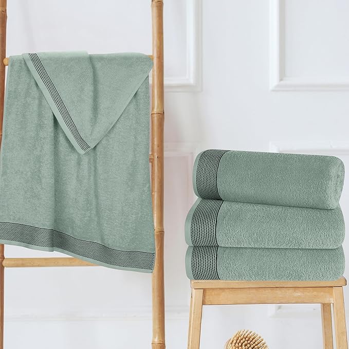 Belizzi Home Ultra Soft 4 Pack Oversized Bath Towel Set 27x54 inches, 100% Cotton Bath Towels, Highly Absorbant Compact Quickdry & Lightweight Towel, Ideal for Gym Travel Camp Pool - Jade