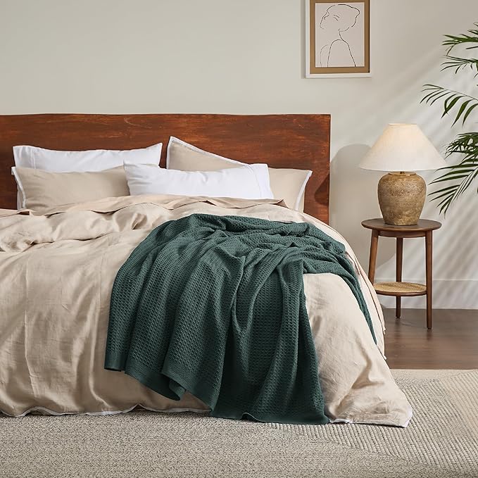 Bedsure 100% Cotton Blanket Queen Size for Bed - Breathable and Soft, Waffle Weave Blanket for Summer Spring, Dark Green, 90x90 Inches
