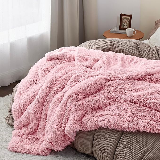 Bedsure Fluffy Pink King Size Blanket for Bed, Thick Soft Sherpa Faux Fur Fleece Bedding Fuzzy Plush Winter Warm Heavy Oversize Big Large King Blanket, Cozy Pink Gifts for Men Women, 108x90