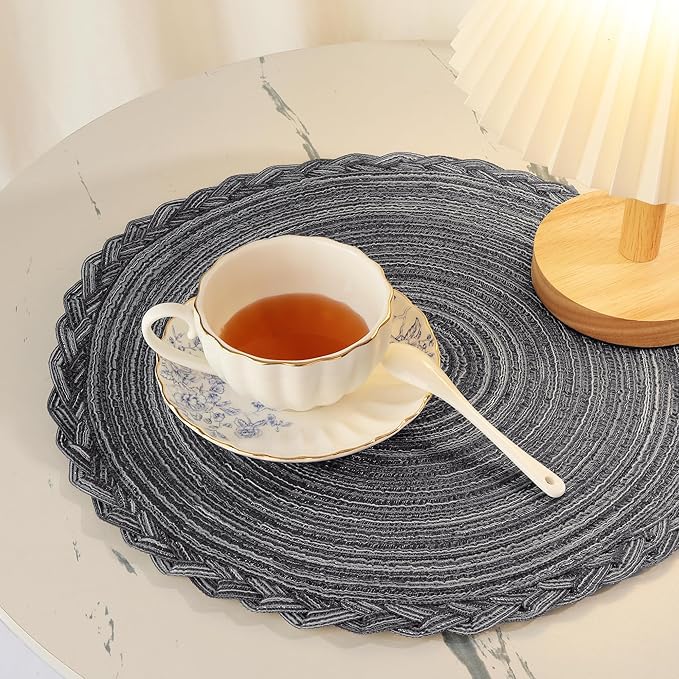 fanquare Round Woven Placemats Set of 4, 15 Inch Braided Placemats Gray Kitchen Table Mats Indoor & Outdoor Placemats for Dining Party Daily Use